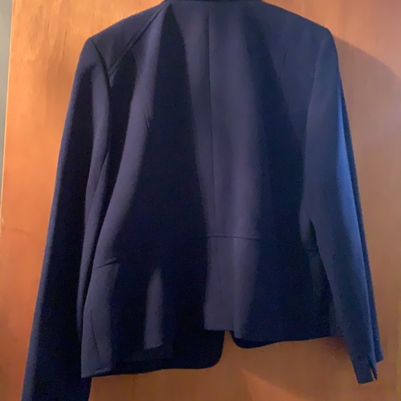 Navy business blazer by Kasper - Picture 5 of 5